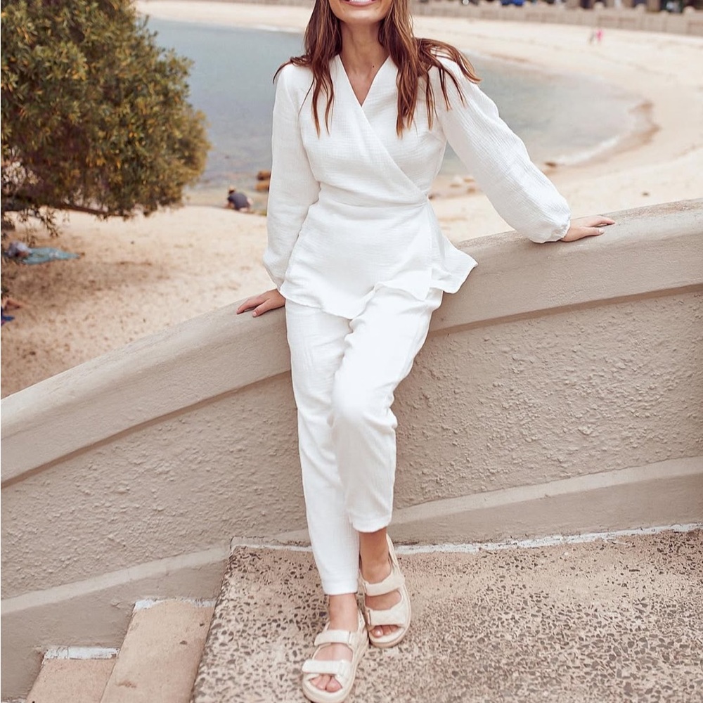 Twiice boutique white muslin wrap top